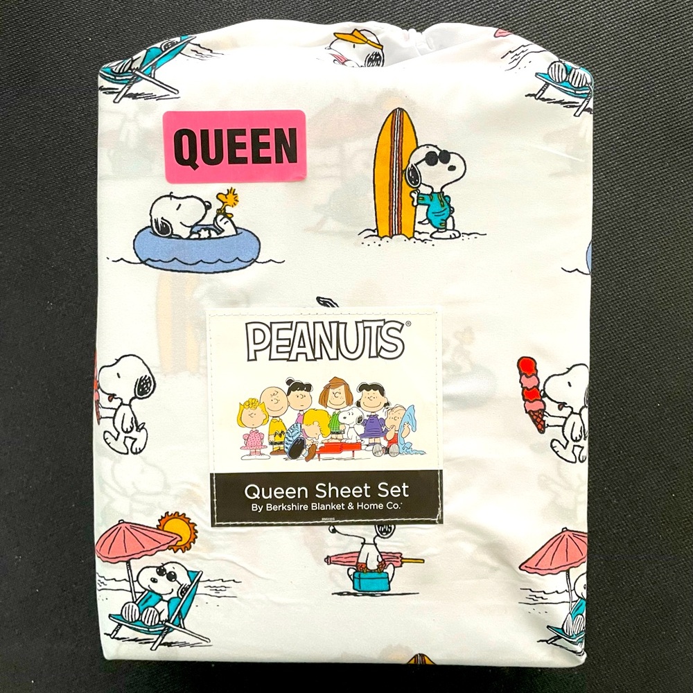 Berkshire Peanuts Snoopy Summertime Beach Themed 4PC Queen Sheet